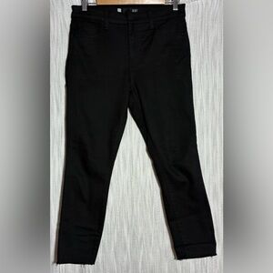 Kut from the Kloth Jet Black Connie Fab Ab Ankle Skinny